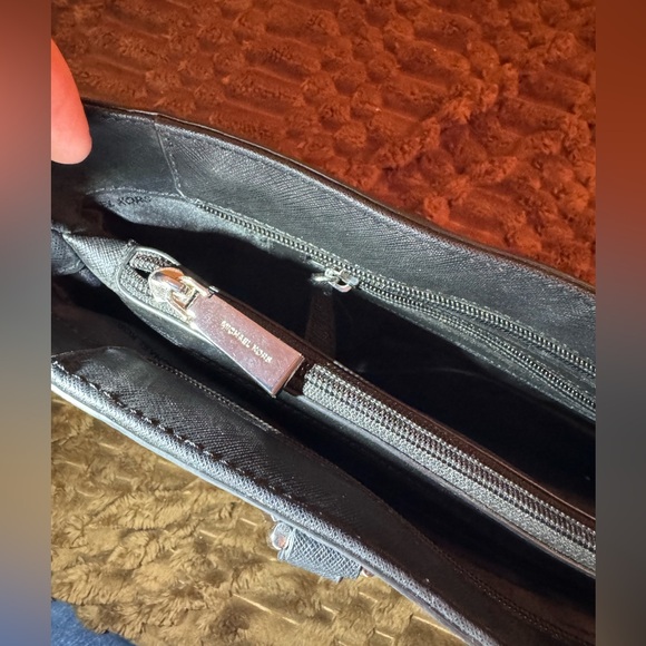 Michael Kors Large Black Leather Double Handle Tote Bag. - Picture 7 of 10